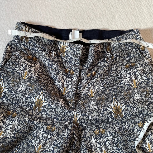 Morris & Co x H&M pants William Morris pattern size 6 EUC - Picture 4 of 5